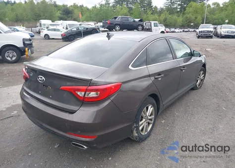 2015 Hyundai Sonata Se z USA, uszkodzony, nr VIN 5NPE24AF8FH042647